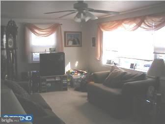 28 Laurel Road Clementon, NJ 08021 - Photo 5 of 12