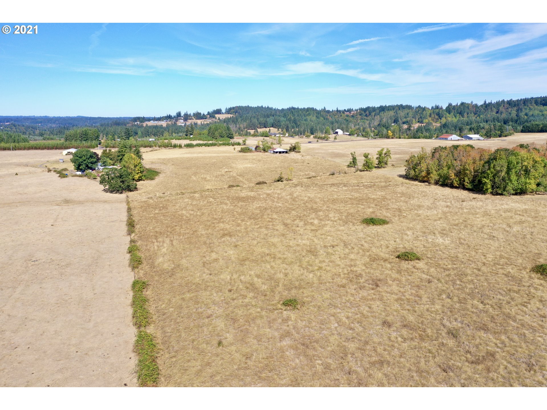 12530 South Union Hall Road Canby, OR 97013 - Photo 6 of 26 a view of lake view and mountain view