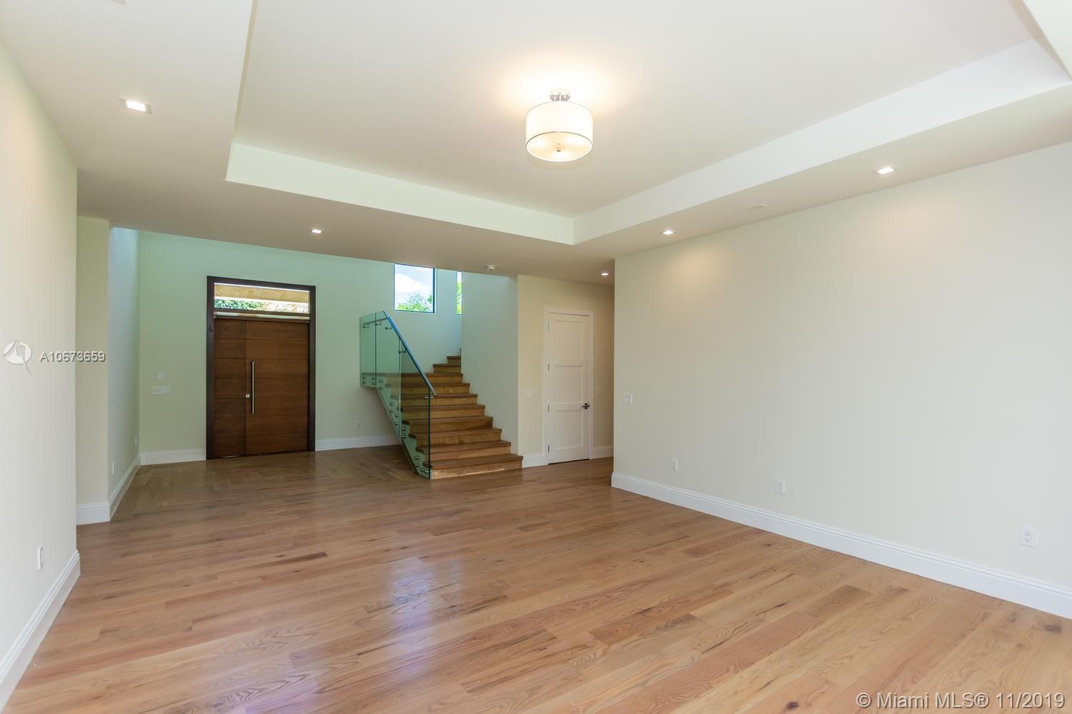 7615 Ponce De Leon Road Miami, FL 33143 - Photo 17 of 98 Gallery Image 17