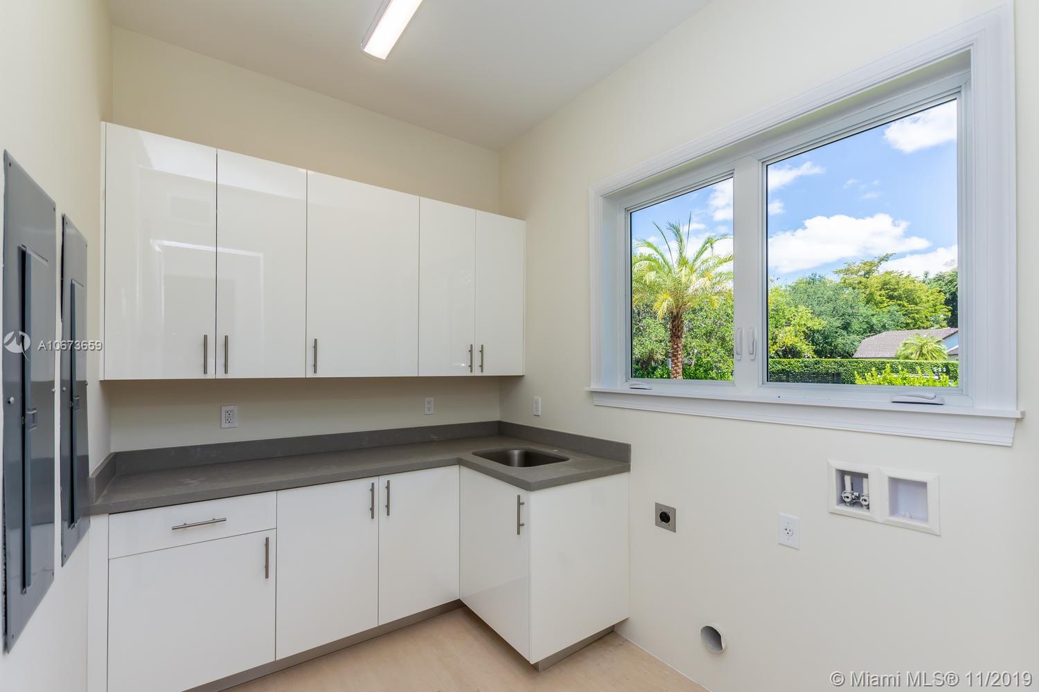 7615 Ponce De Leon Road Miami, FL 33143 - Photo 20 of 98 Gallery Image 20