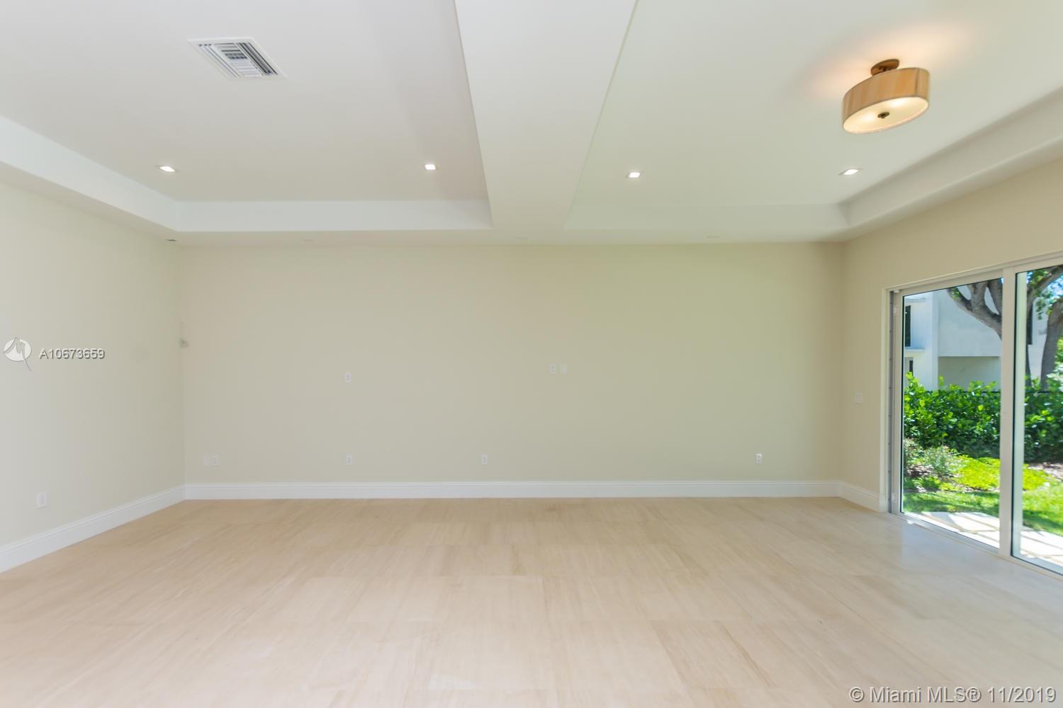 7615 Ponce De Leon Road Miami, FL 33143 - Photo 29 of 98 Gallery Image 29