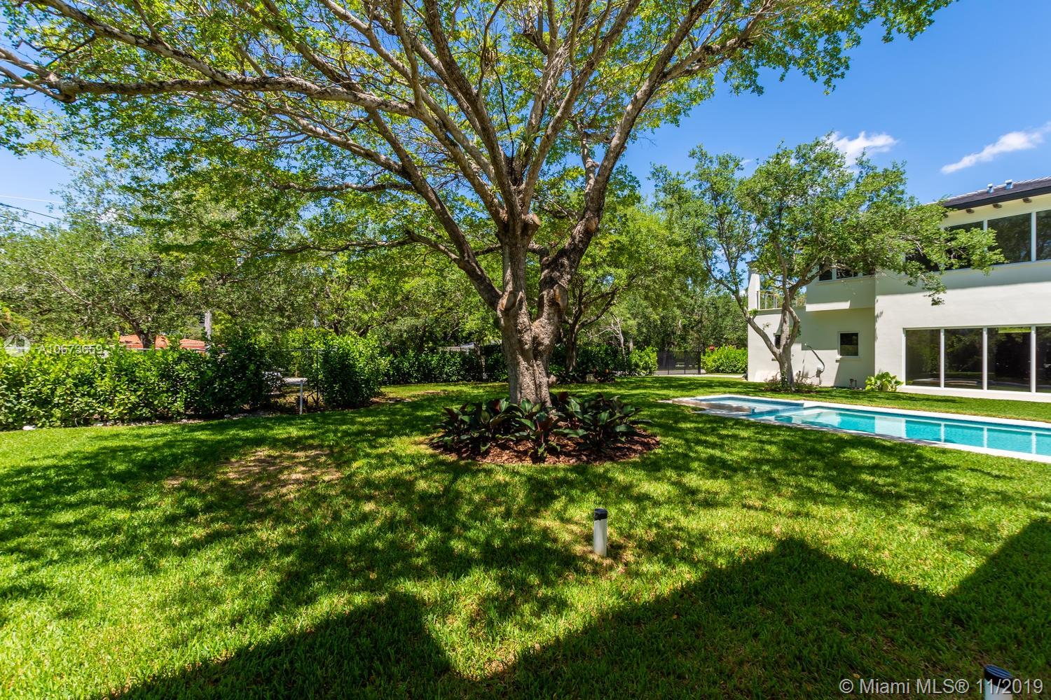 7615 Ponce De Leon Road Miami, FL 33143 - Photo 6 of 98 Gallery Image 6