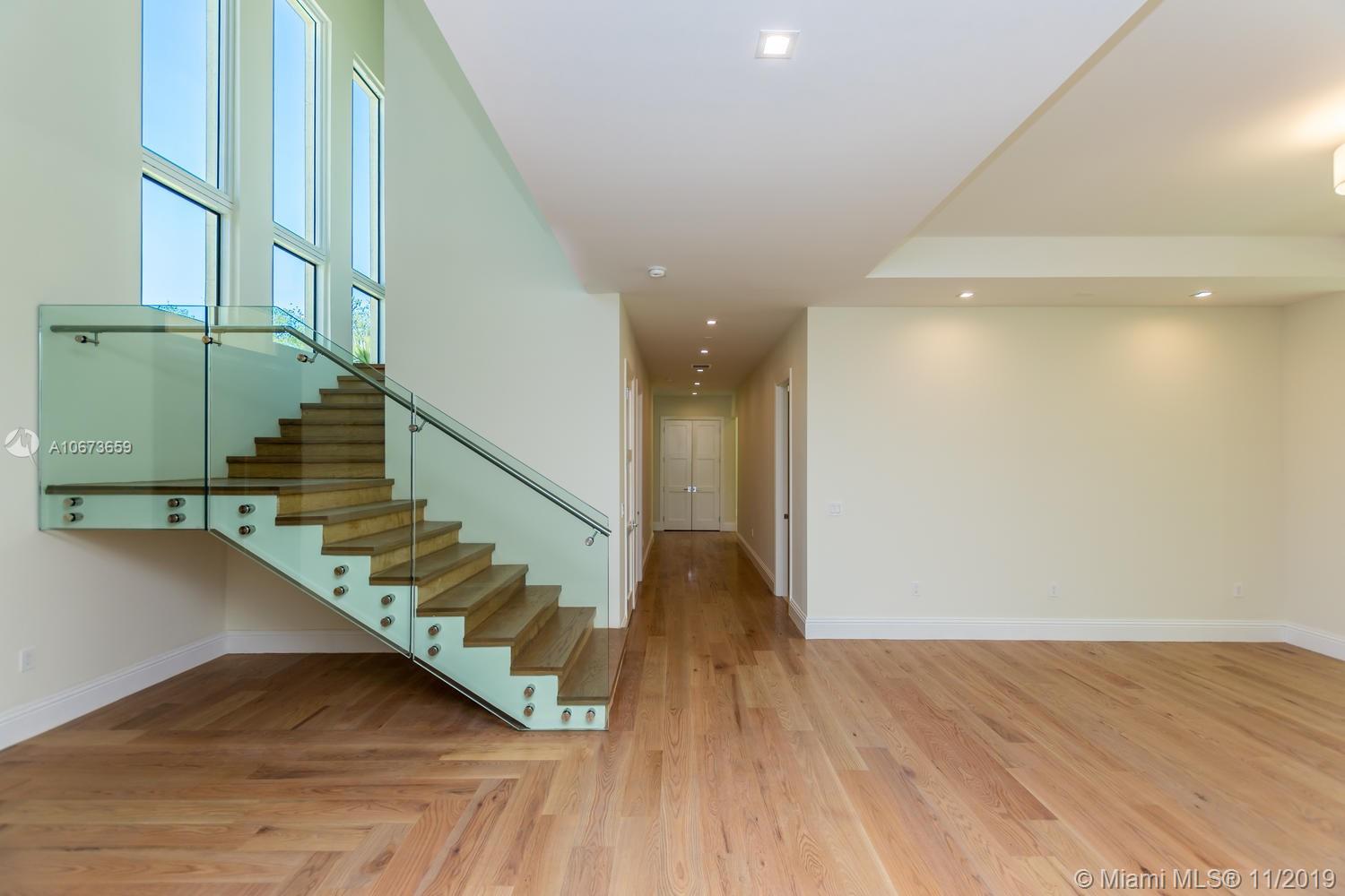 7615 Ponce De Leon Road Miami, FL 33143 - Photo 9 of 98 Gallery Image 9