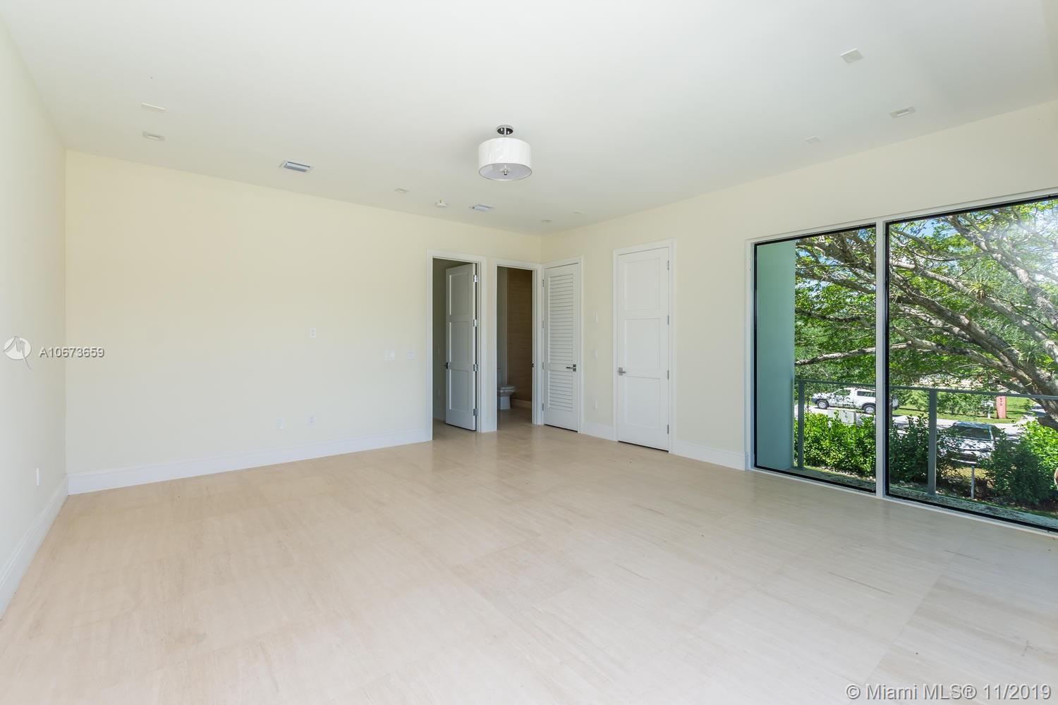 7615 Ponce De Leon Road Miami, FL 33143 - Photo 85 of 98 Gallery Image 85