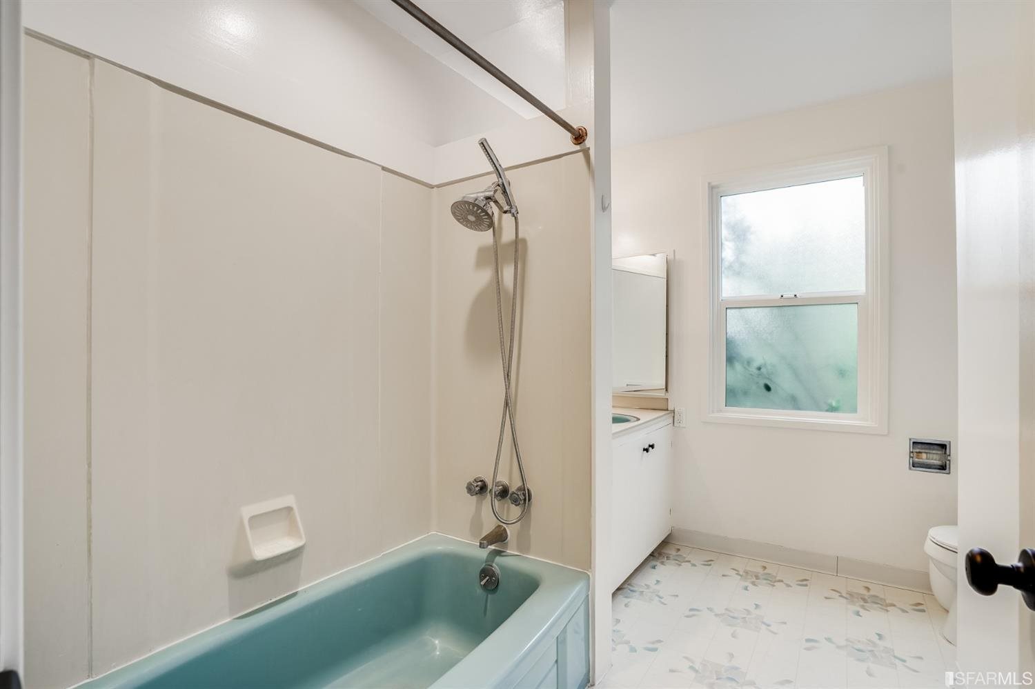 1270 Campus Drive Berkeley, CA 94708 - Photo 24 of 35