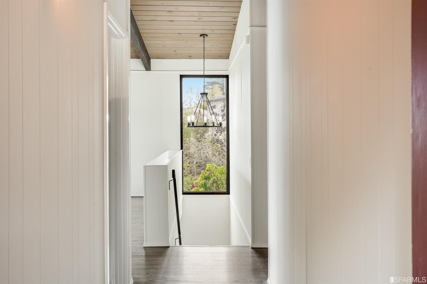 1270 Campus Drive Berkeley, CA 94708 - Photo 7 of 35