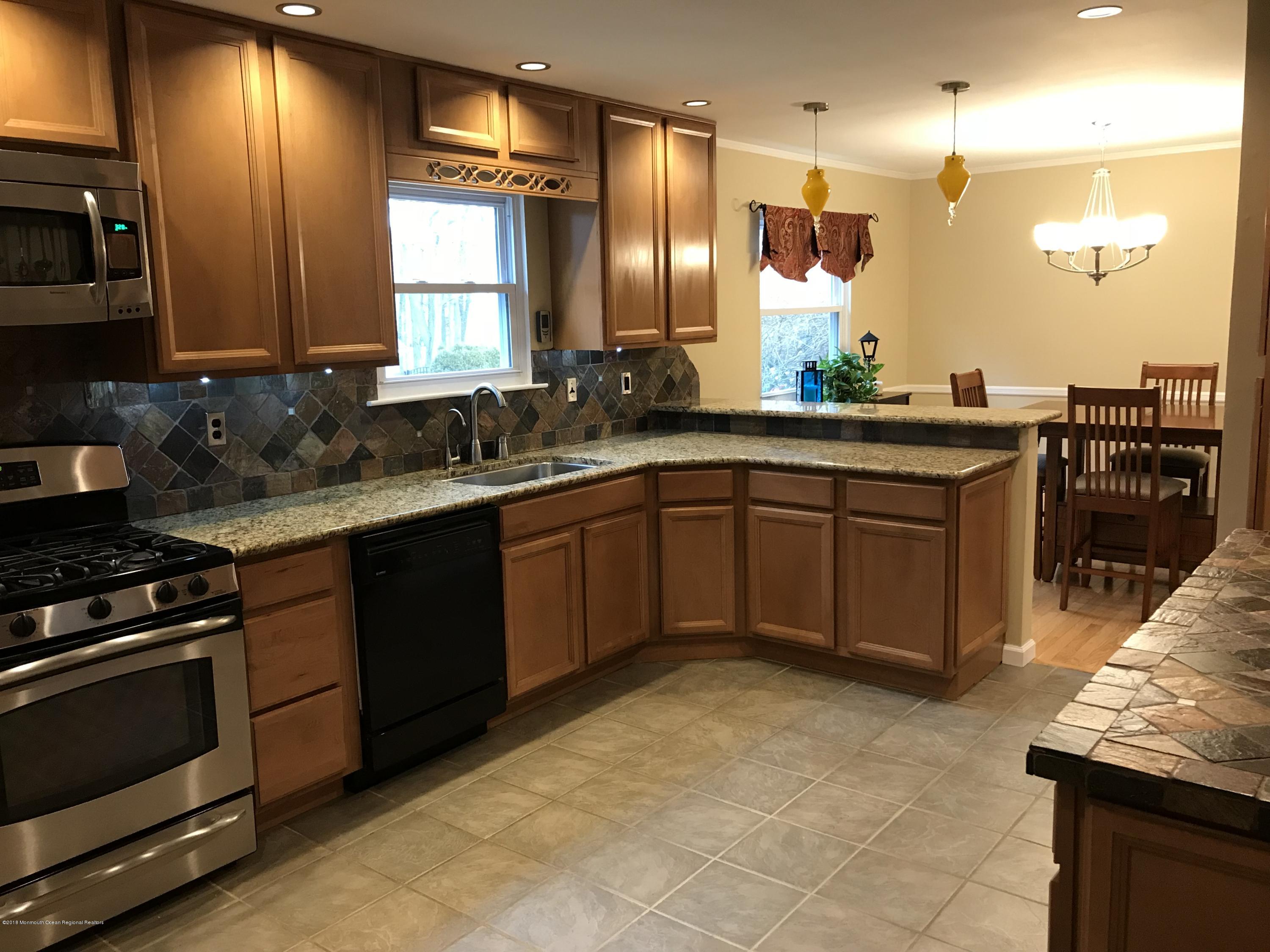 7 Feathertree Court Howell, NJ 07731 - Photo 8 of 31 Kitchen 1