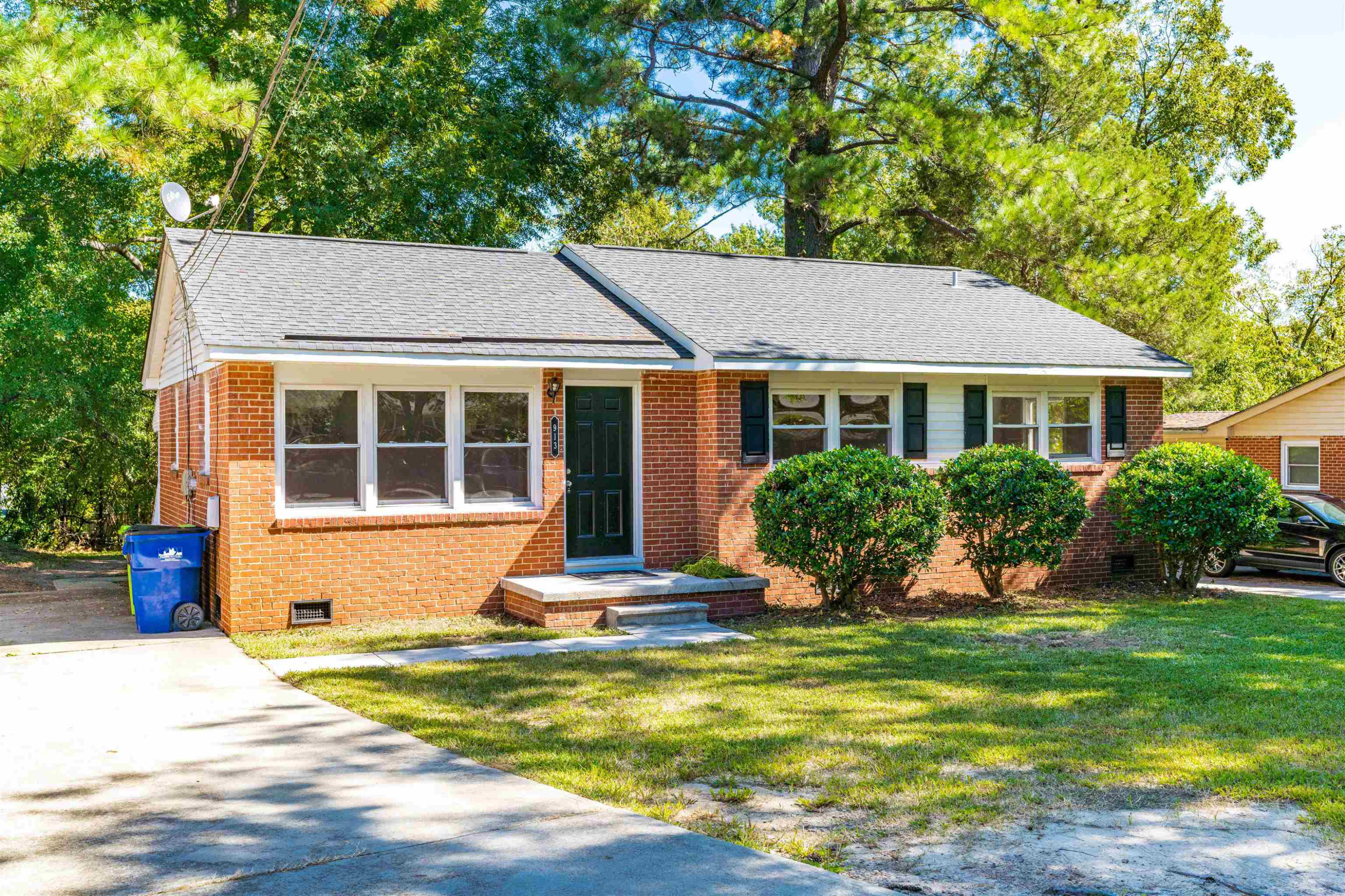913 Weston Street Raleigh, NC 27610 - Photo 3 of 22 Photo 3
