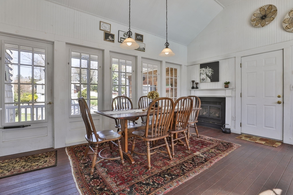 8 Hillcrest Road Wakefield, MA 01880 - Photo 16 of 42 Gallery Image 16
