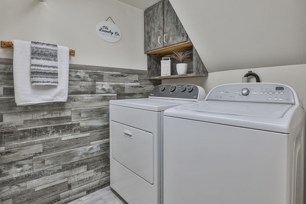8 Hillcrest Road Wakefield, MA 01880 - Photo 35 of 42 Gallery Image 35