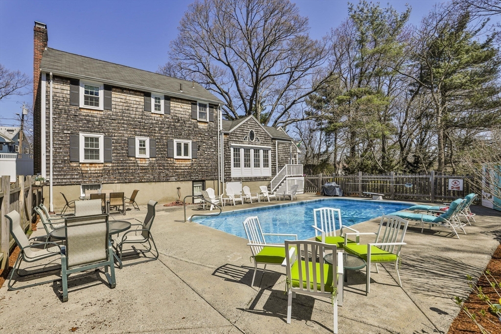 8 Hillcrest Road Wakefield, MA 01880 - Photo 39 of 42 Gallery Image 39