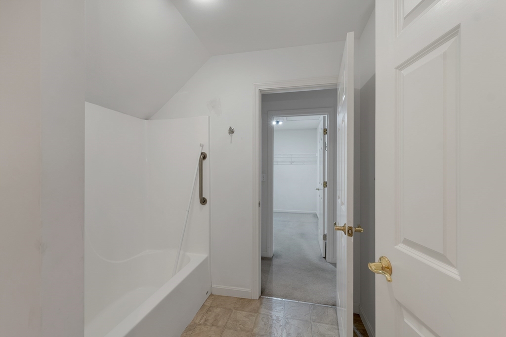 20 Hampton Meadows, Unit 20 Hampton, NH 03842 - Photo 32 of 40