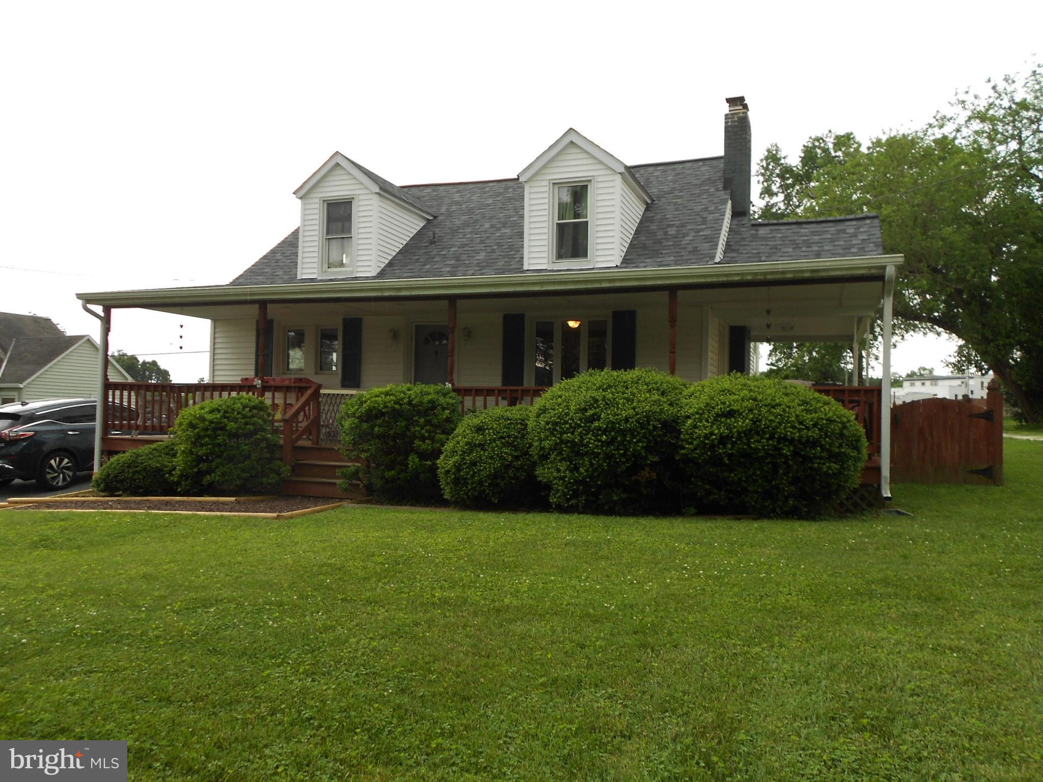 15304 Old Hanover Road Upperco, MD 21155 - Photo 1 of 36 Inviting porch front cape cod