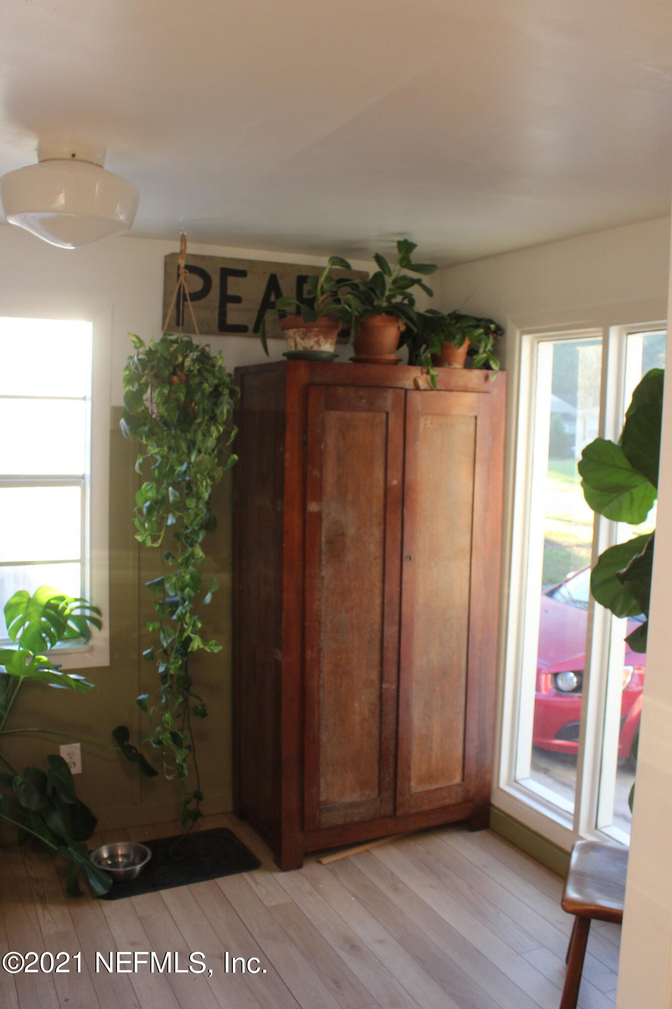 4711 Cedarwood Road Jacksonville, FL 32210 - Photo 11 of 16 BREAKFAST AREA