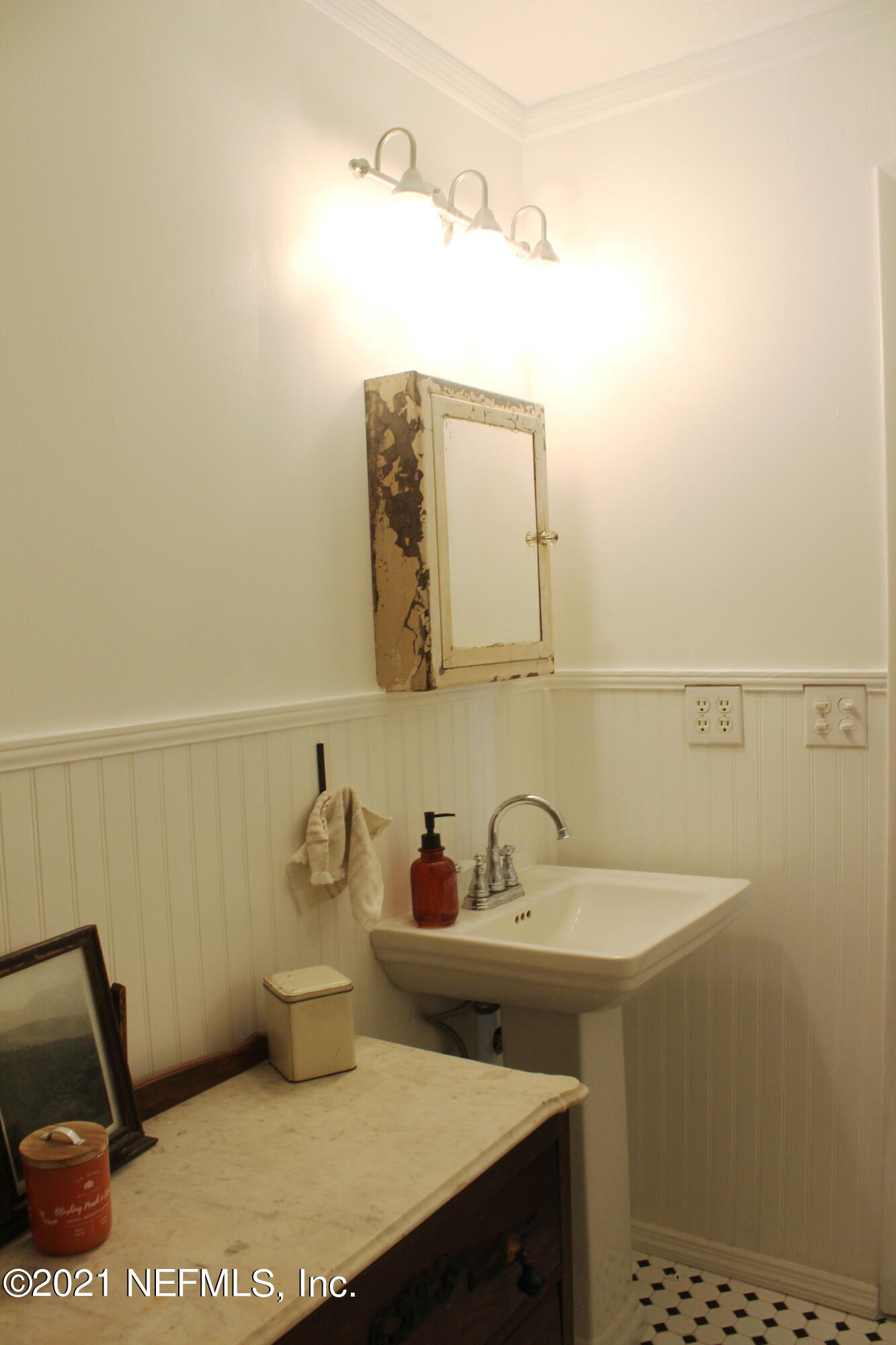 4711 Cedarwood Road Jacksonville, FL 32210 - Photo 8 of 16 BATHROOM