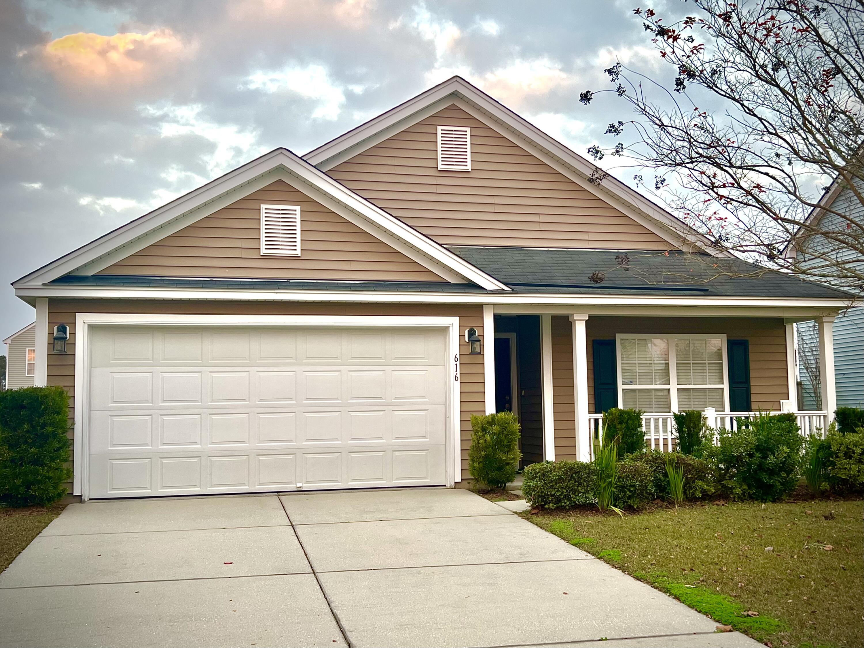 616 Silver Moss Drive Moncks Corner, SC 29461 - Photo 3 of 26 Front View