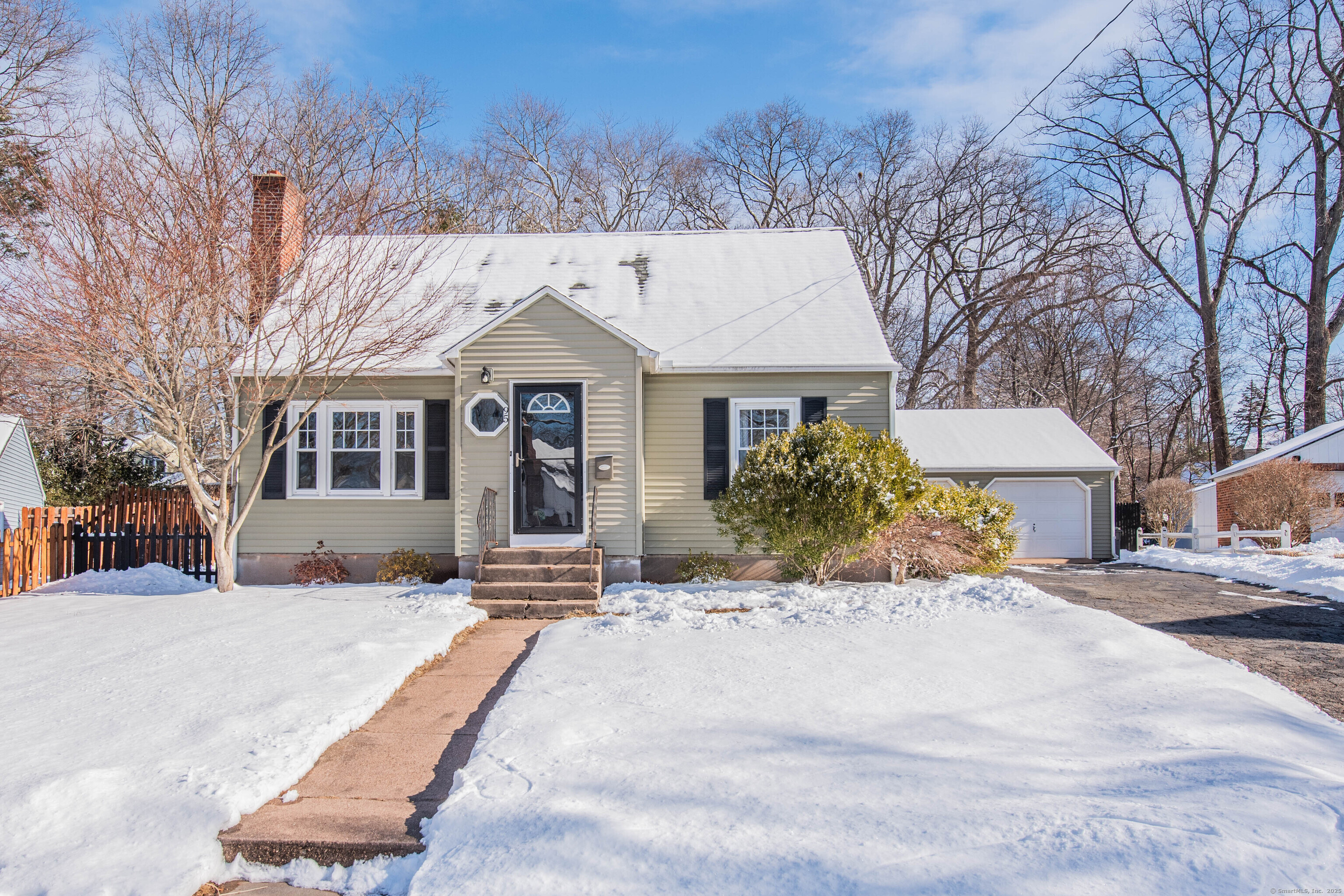 95 Goodwin Street Manchester, CT 06040 - Photo 1 of 1 Front of Home