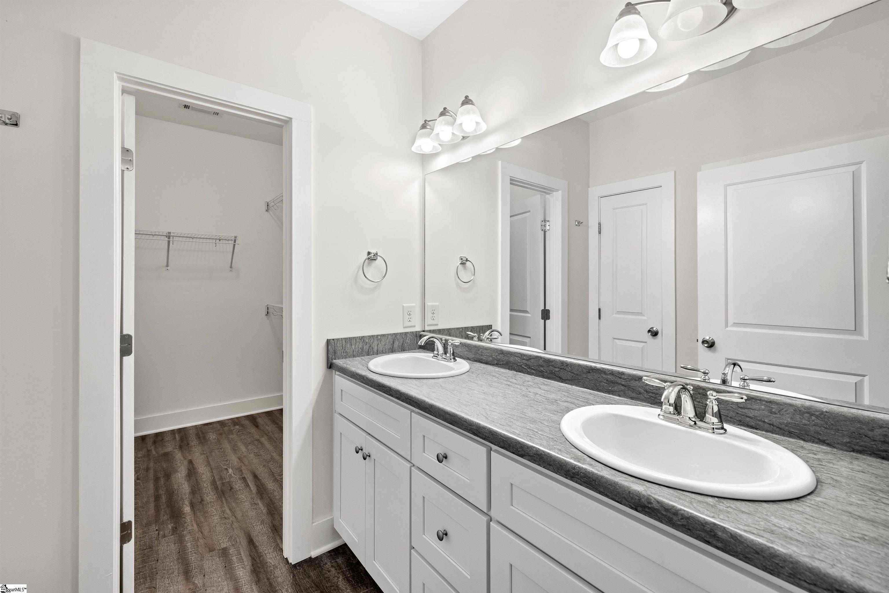 272 Lee Lane Seneca, SC 29678 - Photo 19 of 33
