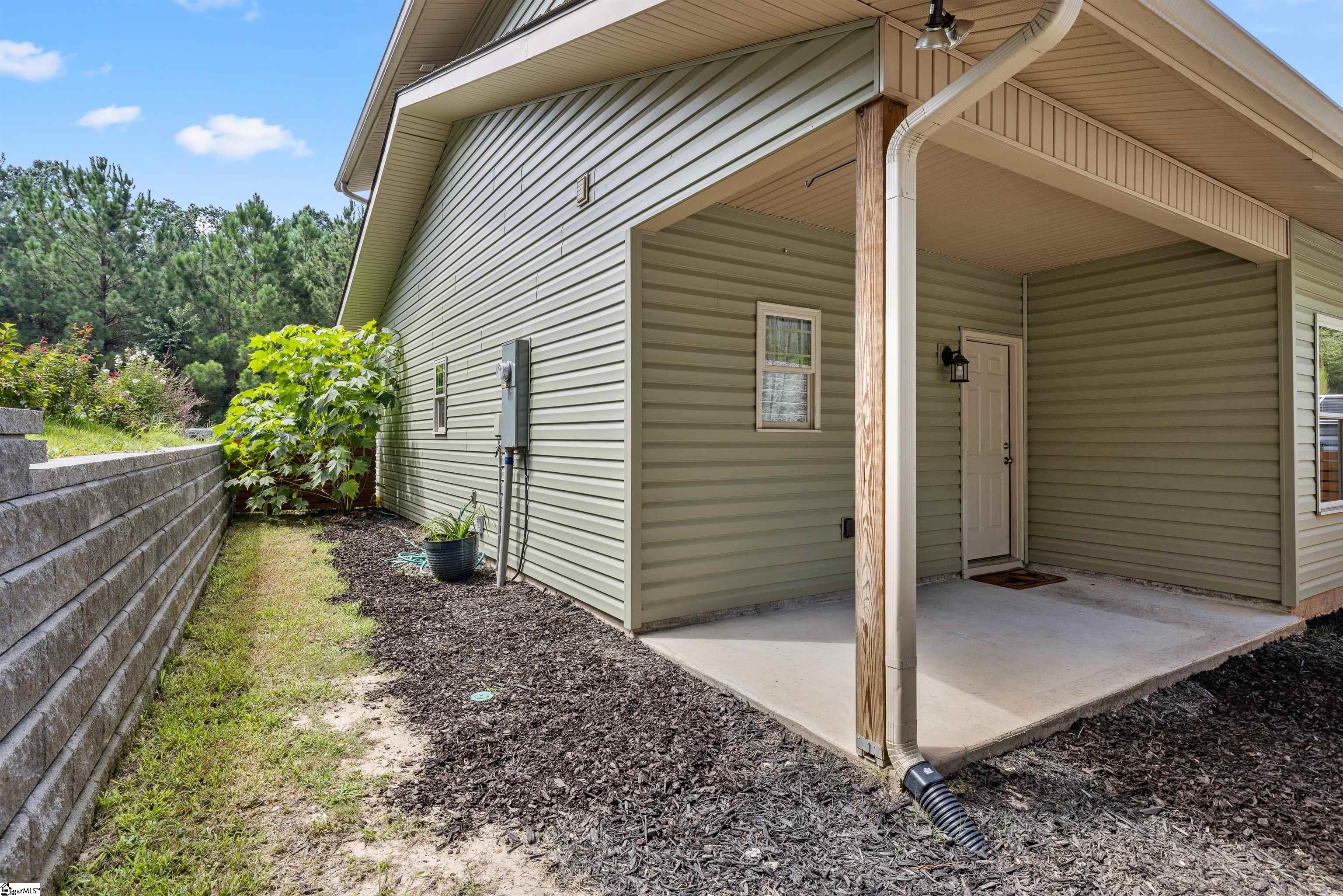 272 Lee Lane Seneca, SC 29678 - Photo 30 of 33