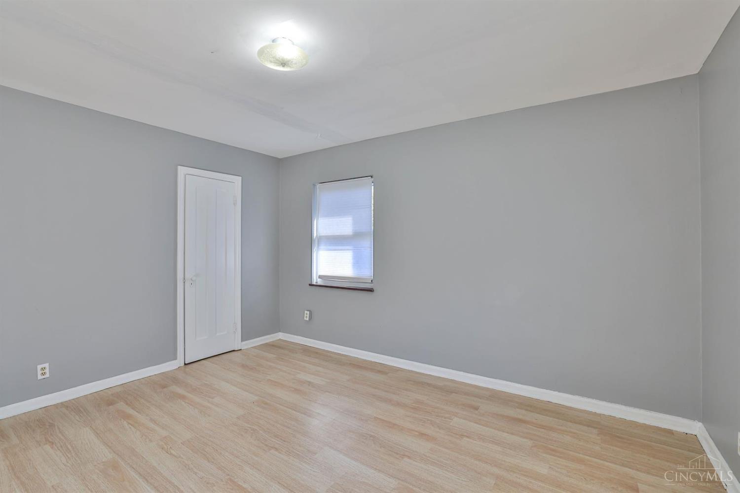 5418 Reading Road Cincinnati, OH 45237 - Photo 13 of 18