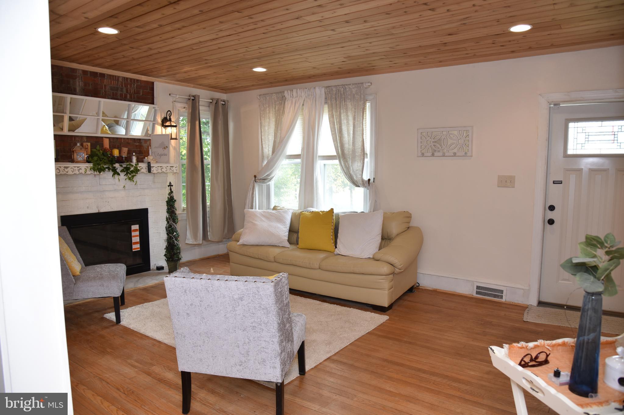 3211 South Glebe Road Arlington, VA 22202 - Photo 13 of 46