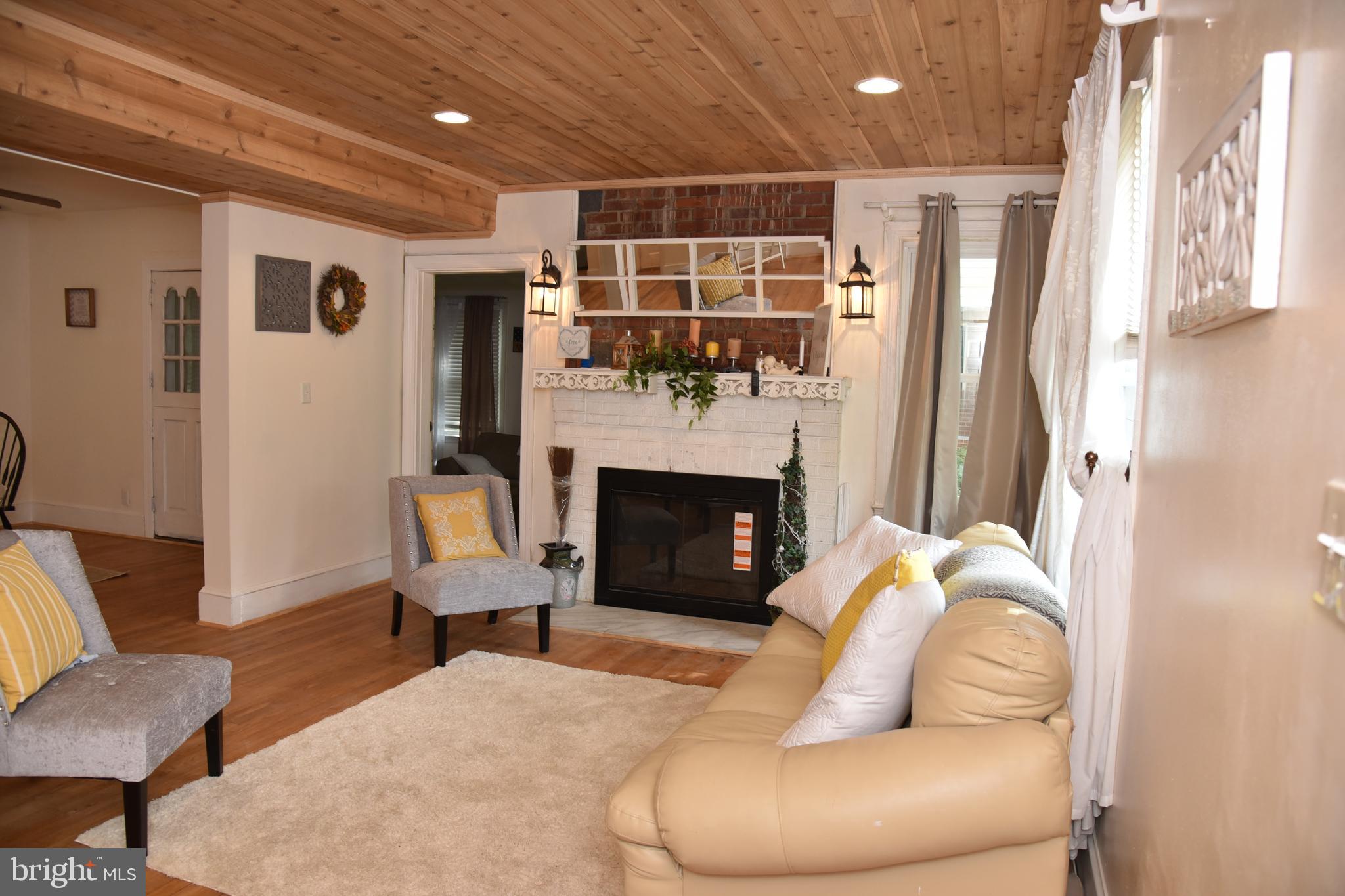 3211 South Glebe Road Arlington, VA 22202 - Photo 15 of 46
