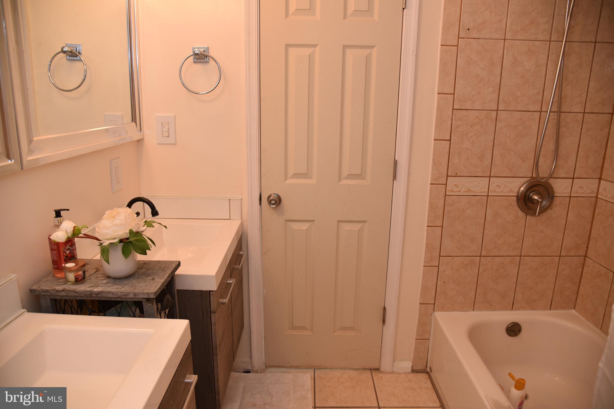 3211 South Glebe Road Arlington, VA 22202 - Photo 25 of 46