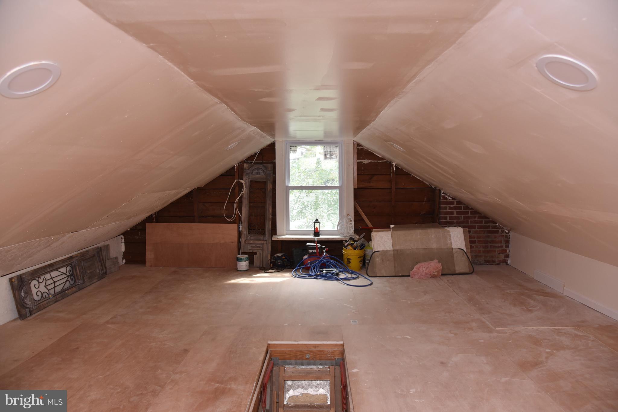 3211 South Glebe Road Arlington, VA 22202 - Photo 32 of 46 Finished attic