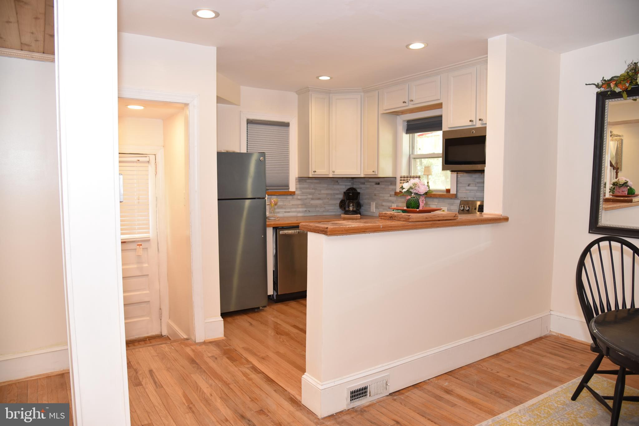 3211 South Glebe Road Arlington, VA 22202 - Photo 7 of 46