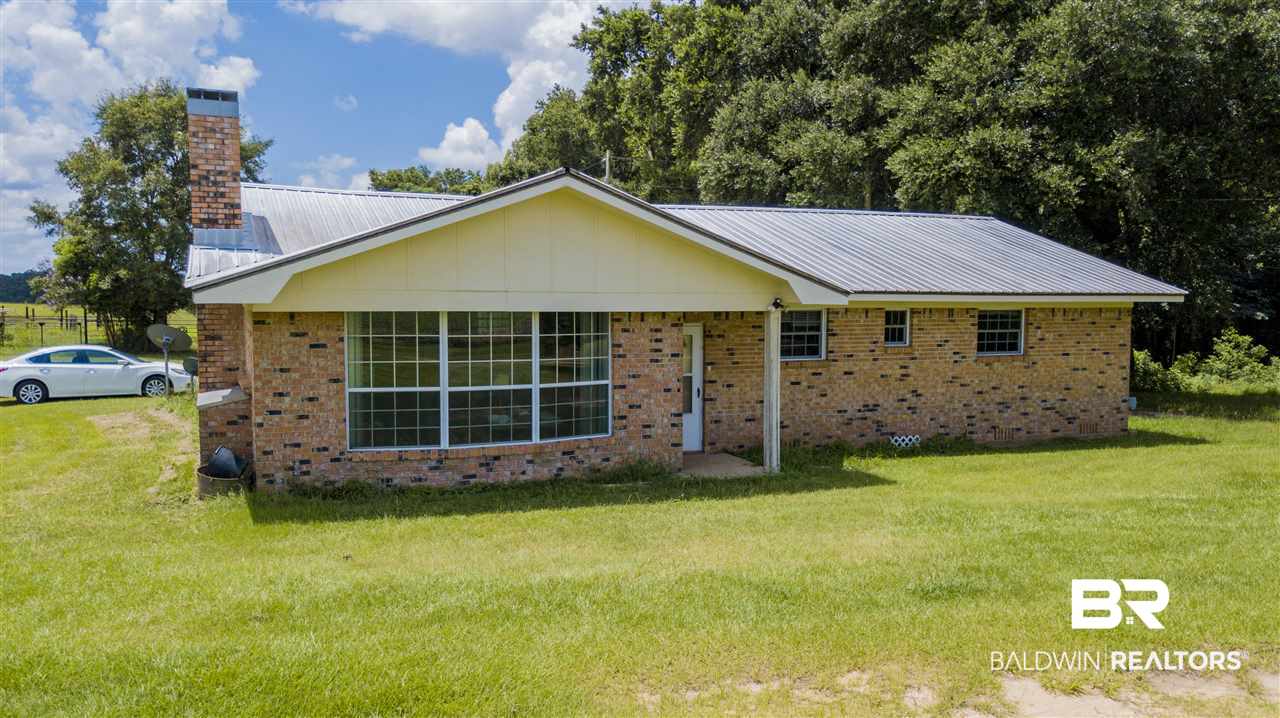 22290 Oak Tree Lane Robertsdale, AL 36567 - Photo 2 of 37