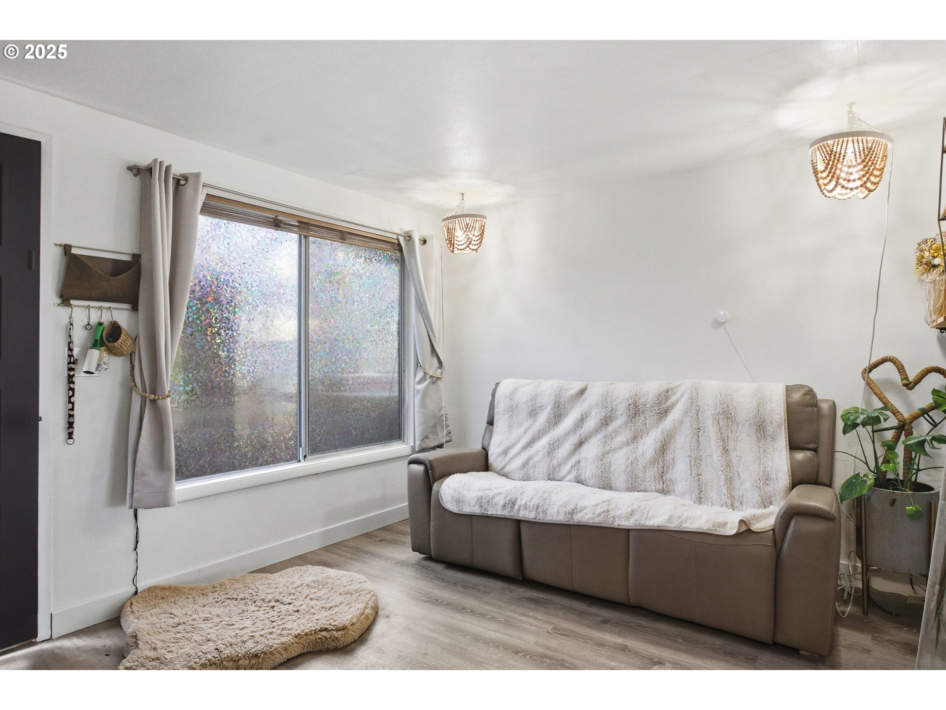 1483 Barton Street Eugene, OR 97404 - Photo 21 of 43