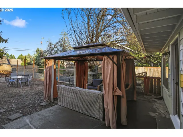 $539,000 | 1483 Barton Street, Eugene, OR 97404