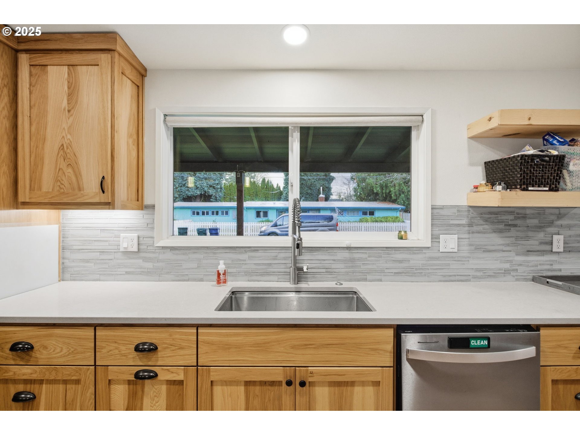 1483 Barton Street Eugene, OR 97404 - Photo 9 of 43