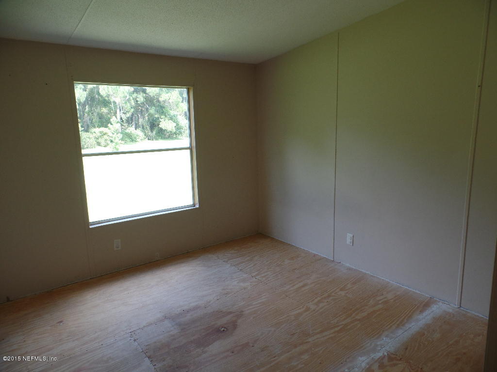 7120 Southwest 107th Way Hampton, FL 32044 - Photo 13 of 21 SAM_4932