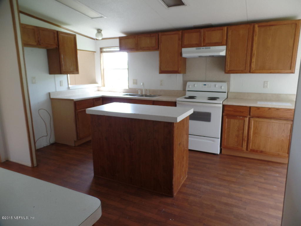 7120 Southwest 107th Way Hampton, FL 32044 - Photo 15 of 21 SAM_4936