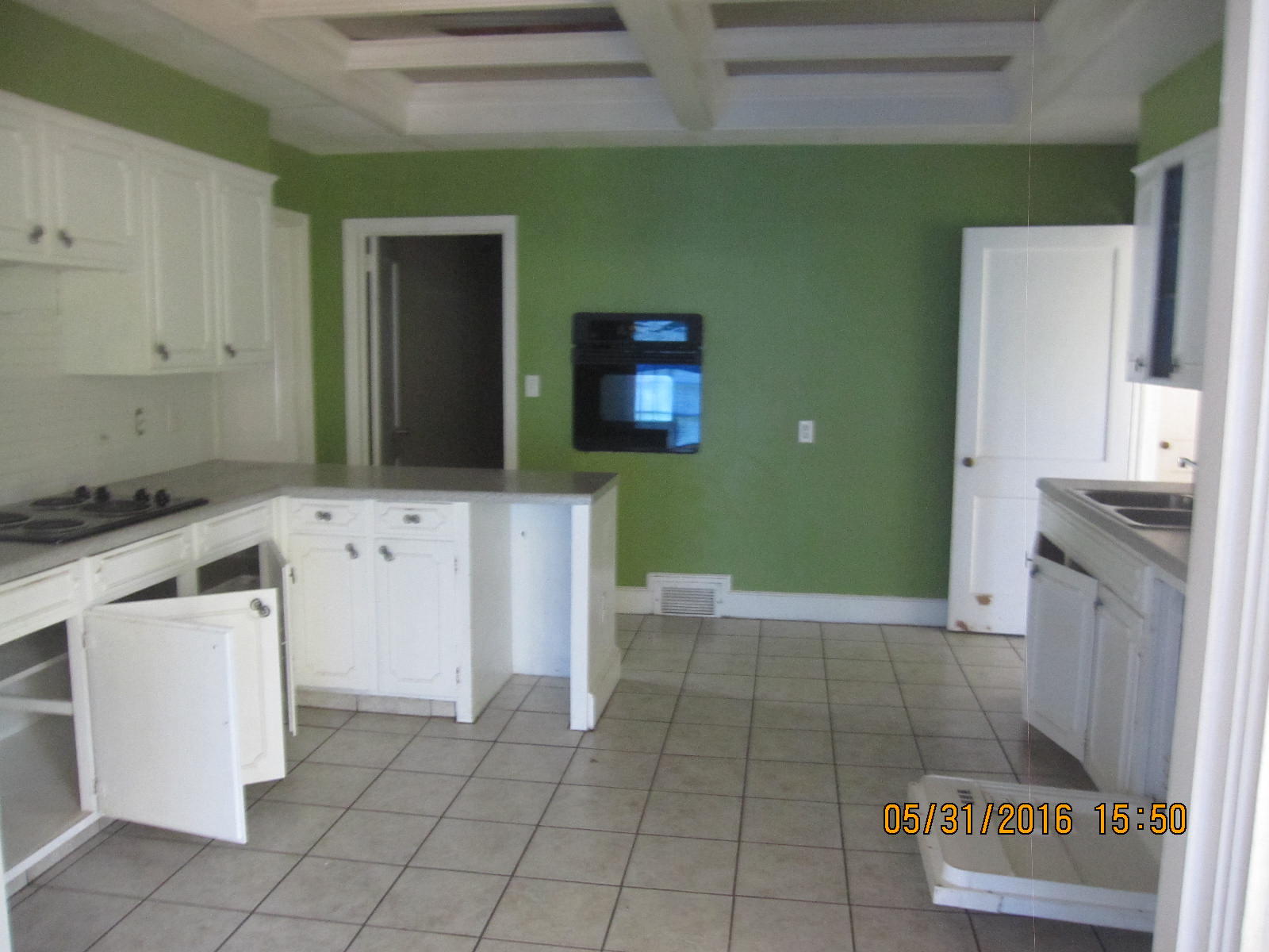 107 Bellinger Street Walterboro, SC 29488 - Photo 9 of 34 IMG_2872