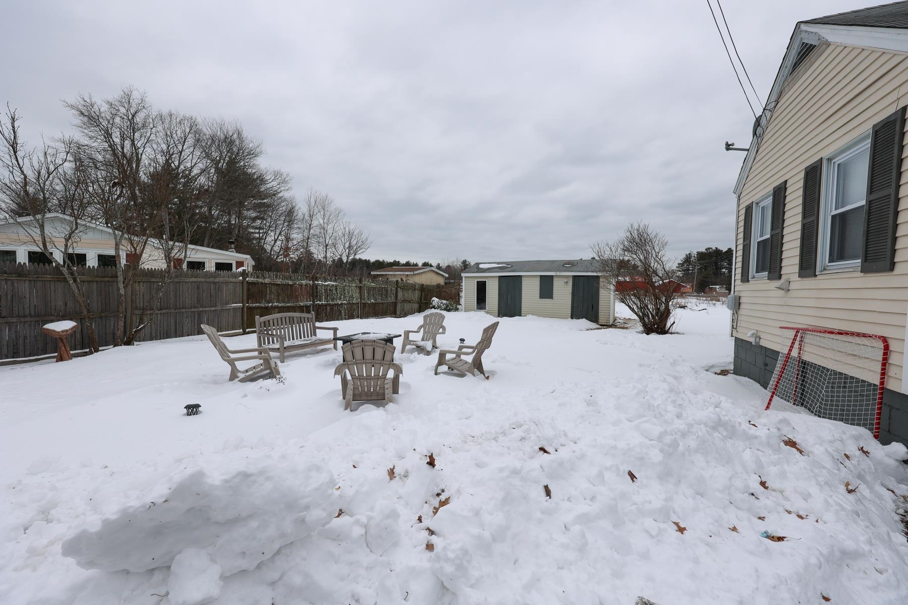 31 Lowell Road Salem, NH 03079 - Photo 5 of 38