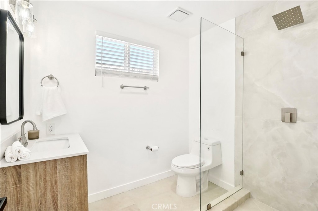 9203 Chaney Avenue Downey, CA 90240 - Photo 21 of 52