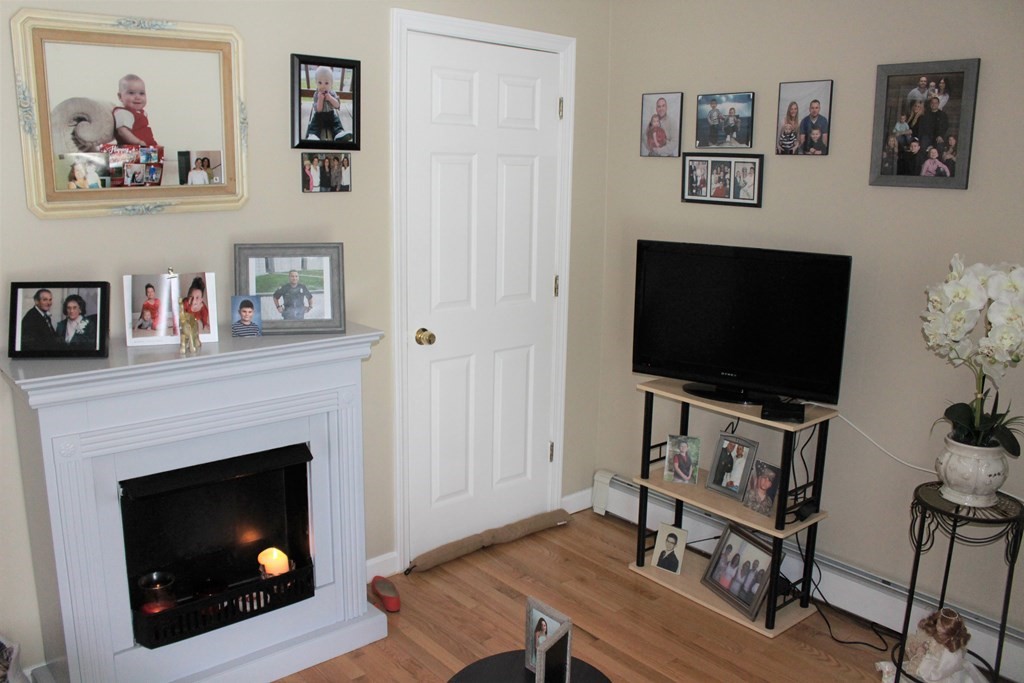 30 Mason Street Warren, RI 02885 - Photo 12 of 31 Gallery Image 12