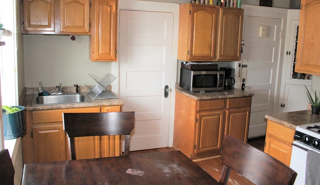 30 Mason Street Warren, RI 02885 - Photo 14 of 31 Gallery Image 14
