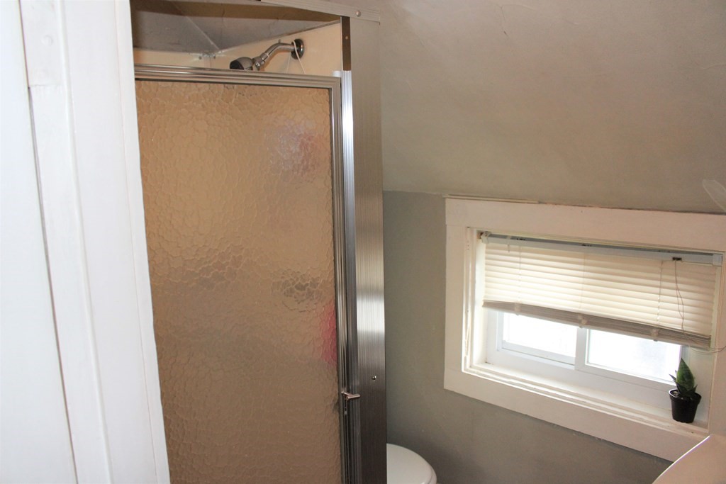 30 Mason Street Warren, RI 02885 - Photo 19 of 31 Gallery Image 19