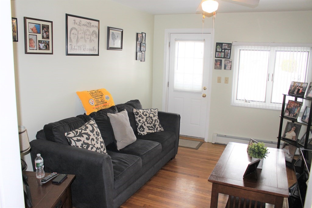 30 Mason Street Warren, RI 02885 - Photo 8 of 31 Gallery Image 8