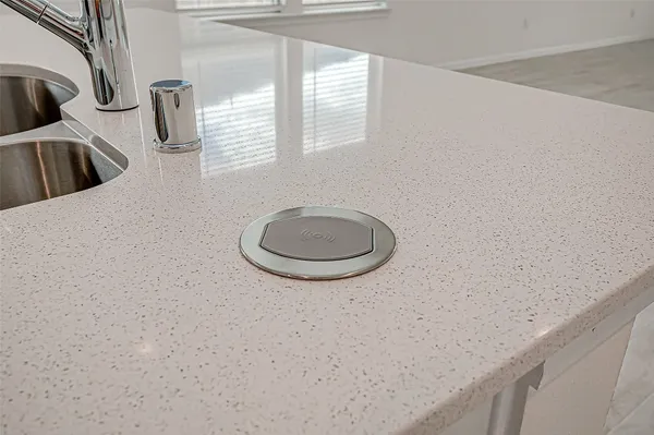 $2,290 | 7138 Glennwick Grv Lane, Richmond, TX 77469