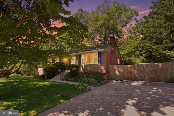 $790,000 | 5414 Queensberry Avenue, Springfield, VA 22151