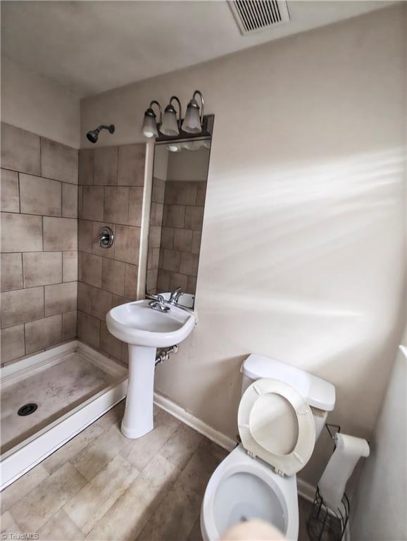 1407 West Meadowview Road Greensboro, NC 27403 - Photo 6 of 17