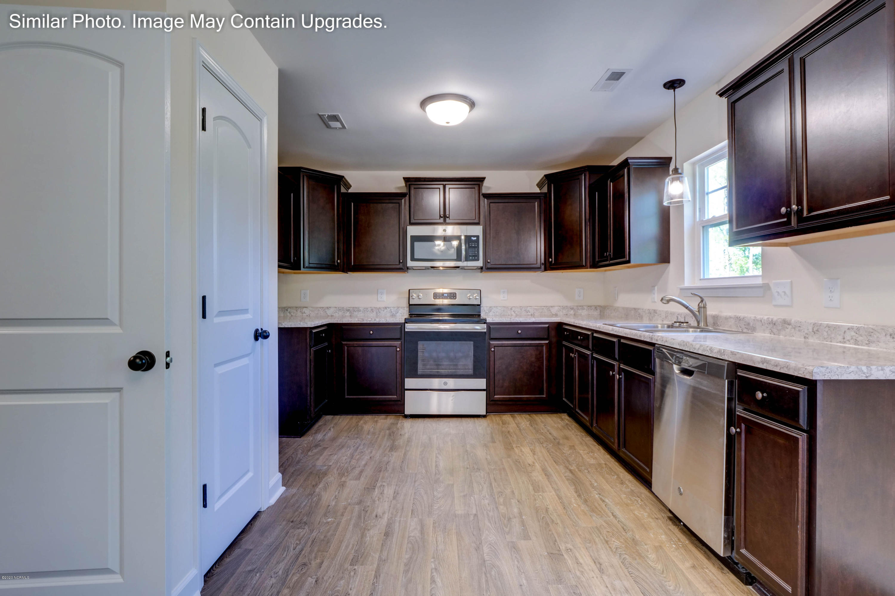159 Baysden Road Chinquapin, NC 28521 - Photo 14 of 33 Kitchen