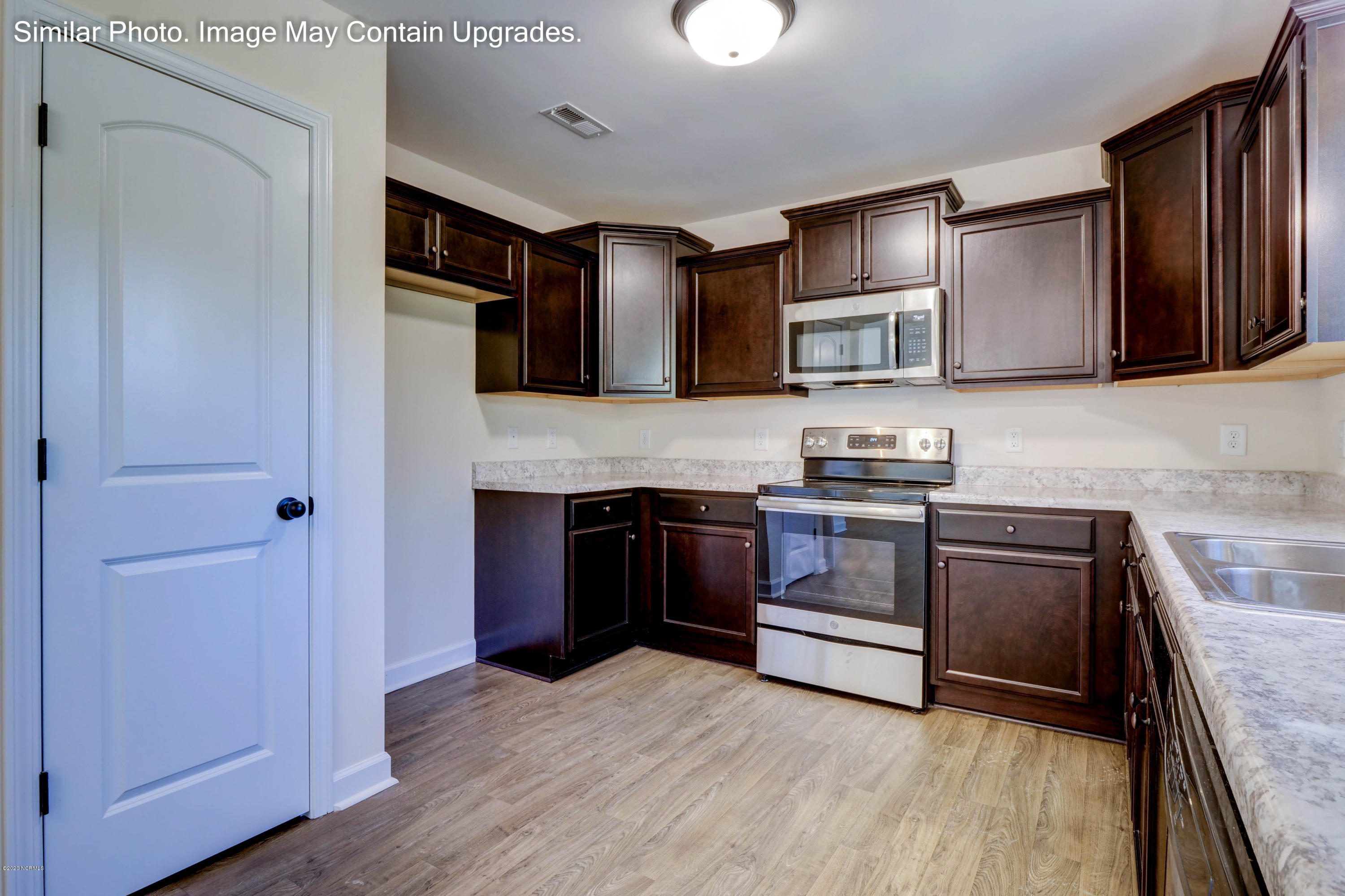159 Baysden Road Chinquapin, NC 28521 - Photo 15 of 33 Kitchen