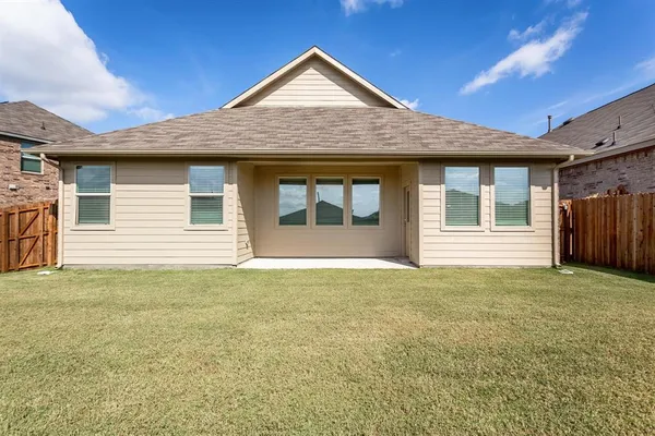 $2,095 | 2157 Clarion Drive, Forney, TX 75126