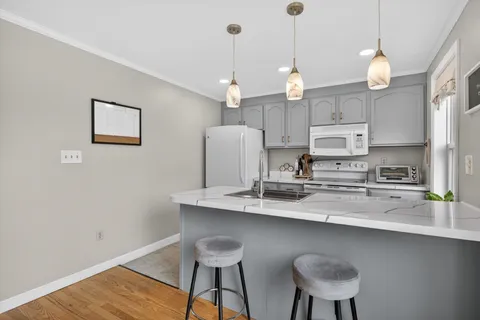 $315,000 | 411 Ledgeview Drive, Rochester, NH 03839