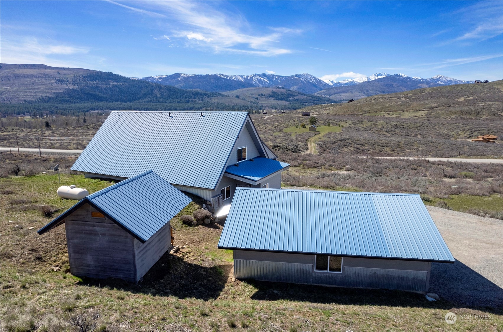 6 Windsong Road Winthrop, WA 98862 - Photo 4 of 40 Gallery Image 4